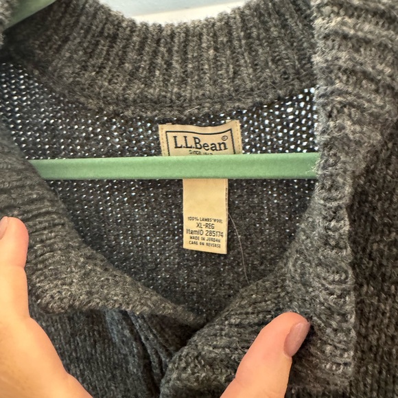 L.L. Bean Men's Charcoal Zip-Up Sweater - Picture 2 of 5